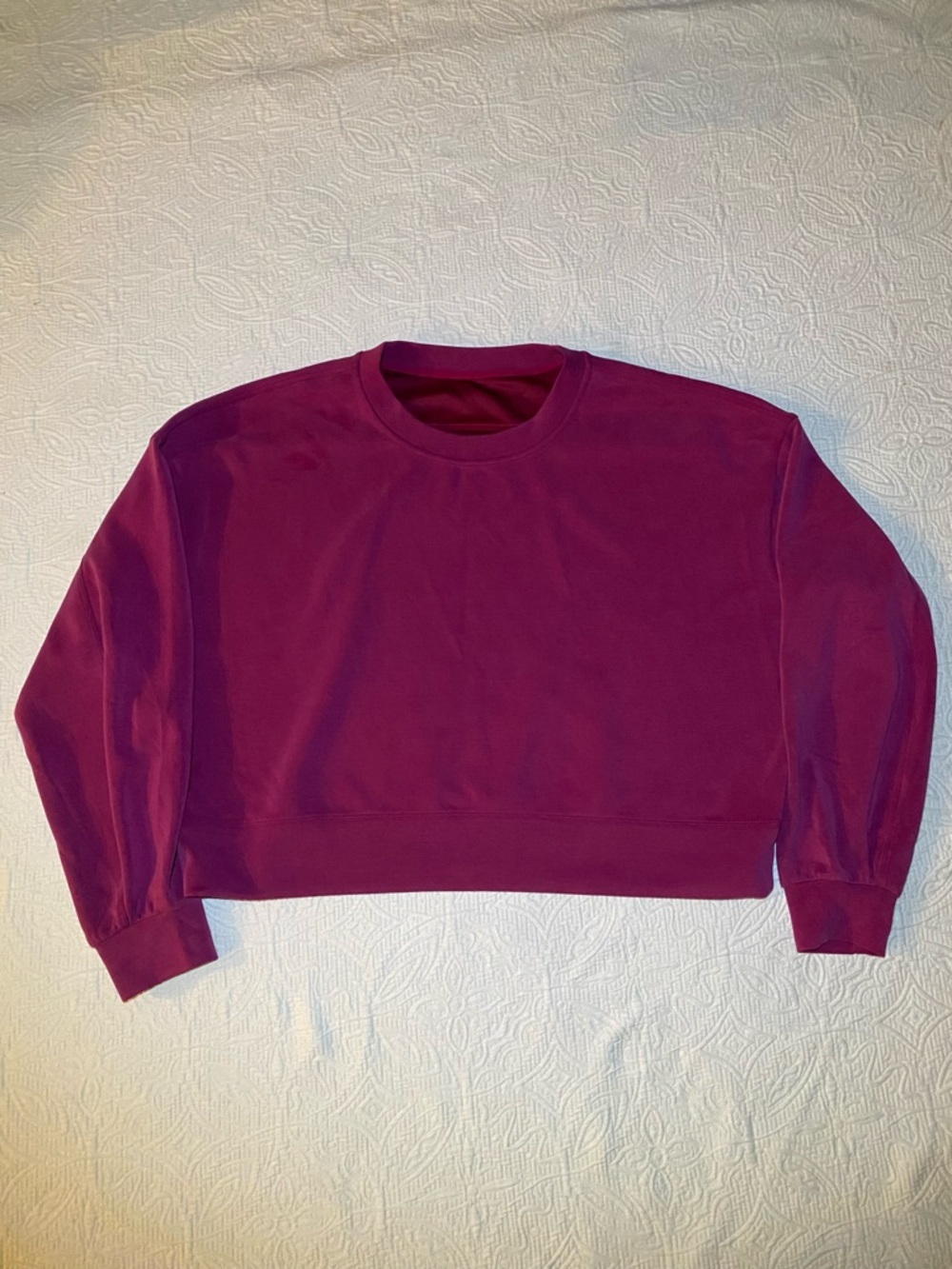 lululemon athletica Fuchsia Cropped Sweatshirt